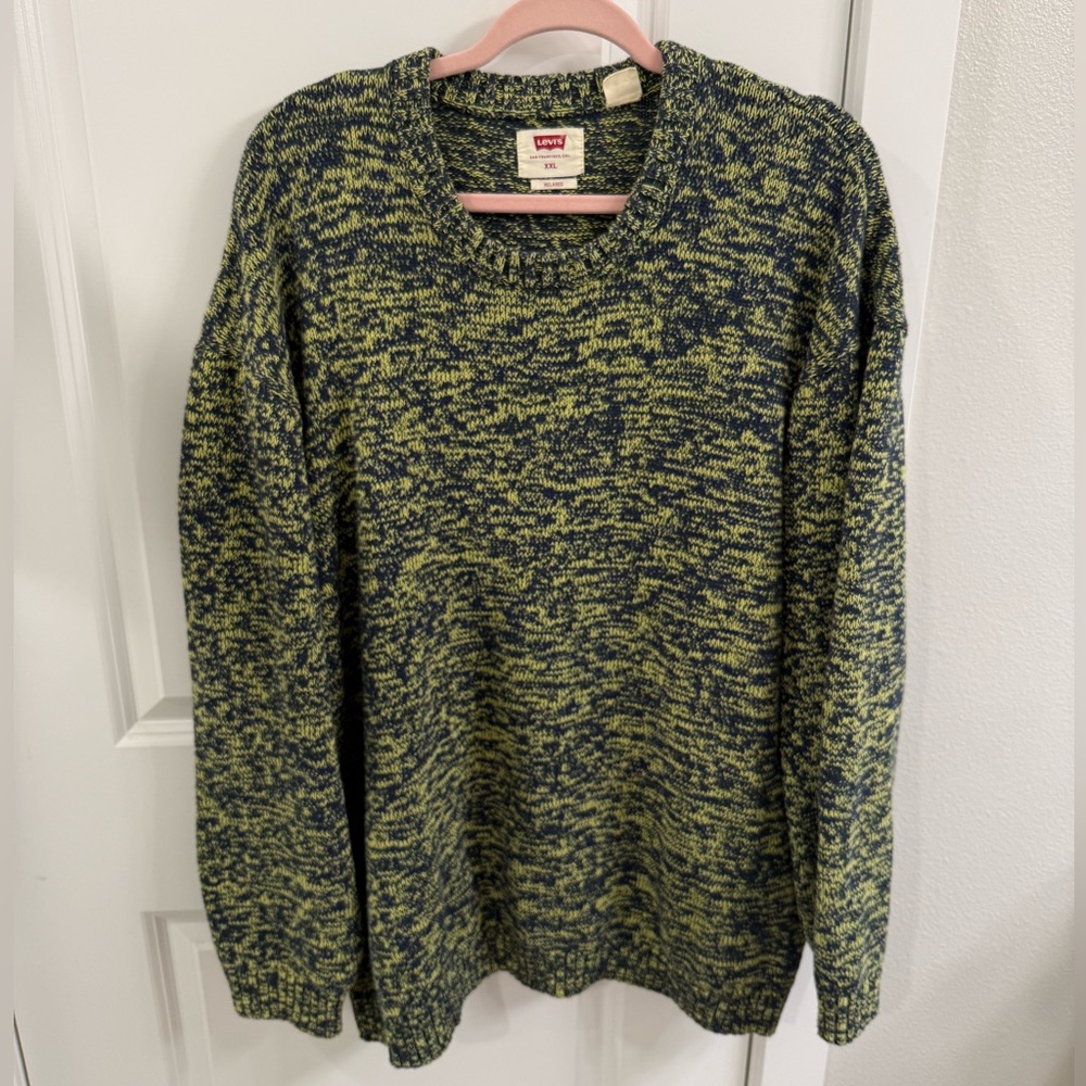 Levi’s men’s XXL sweater